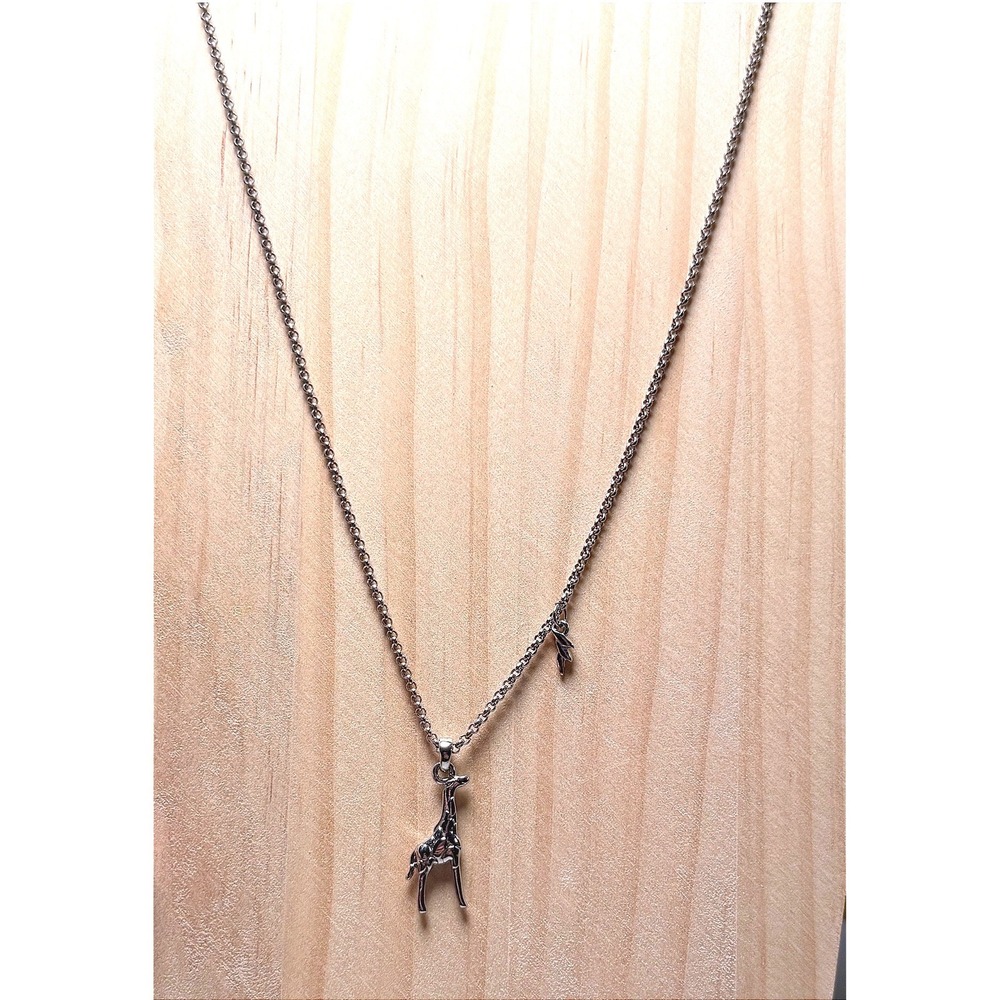 Lia Sophia Giraffe Pendant Necklace Silver Tone Adjustable Safari Charm